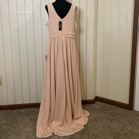 Lulus maxi dress with V neck & back and side slit, size XL. New with tags. - Picture 5 of 6